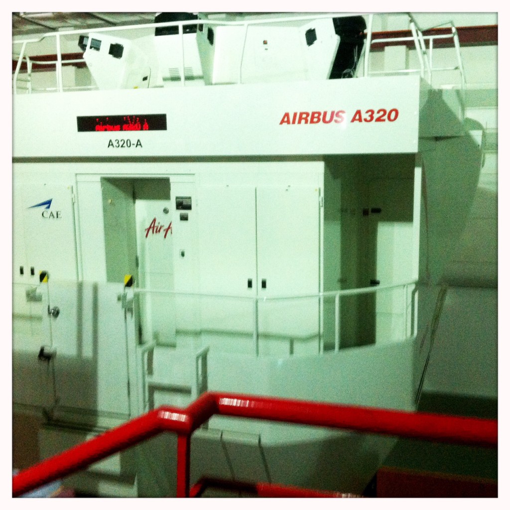airasia-academy-pilot-simulator-airbus-a320